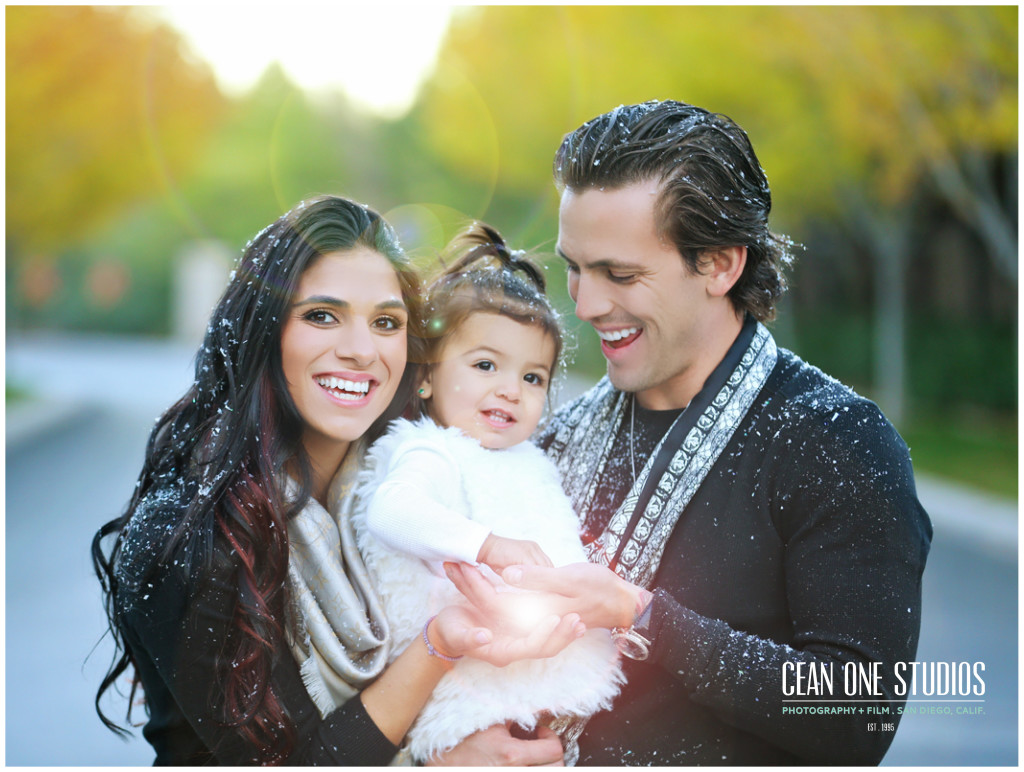 family with snow  | Cean One Photography | Happy Holidays | San Diego Photographer